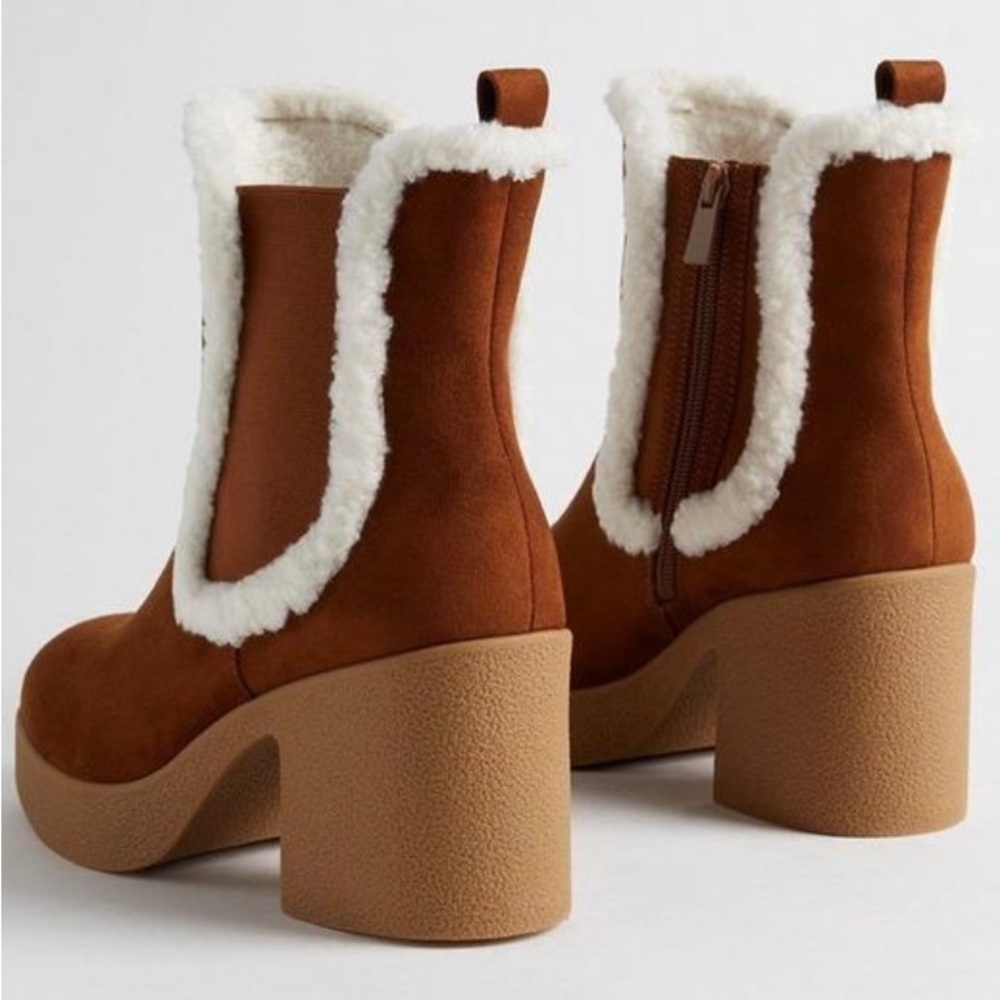 Shearling platform bootie - Picture 4 of 4